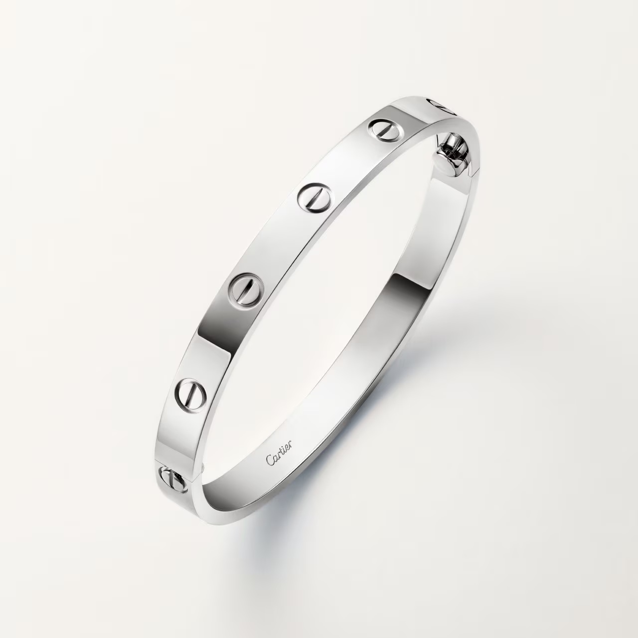 Bracelet Cartier LOVE modèle classique en or gris